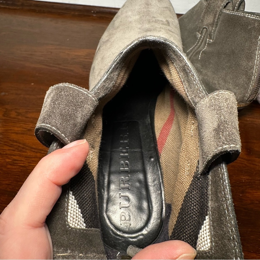 Burberry Grey Suede Zip-Back Ankle Booties Size 40 GUC - Picture 4 of 12